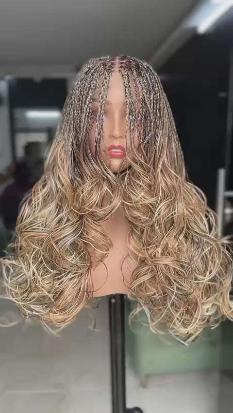 Lala Mixed Blonde Multicolored French Layered Wig